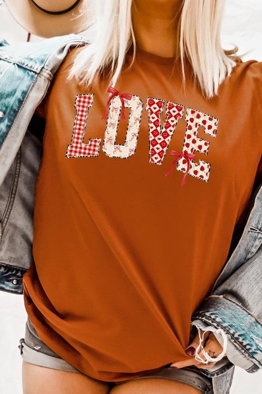 Love Pattern Valentine Graphic Tee