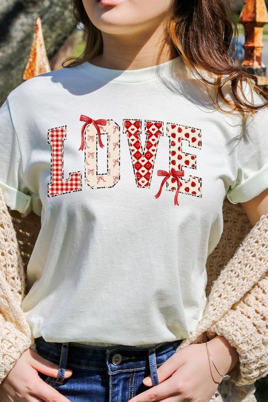 Love Pattern Valentine Graphic Tee