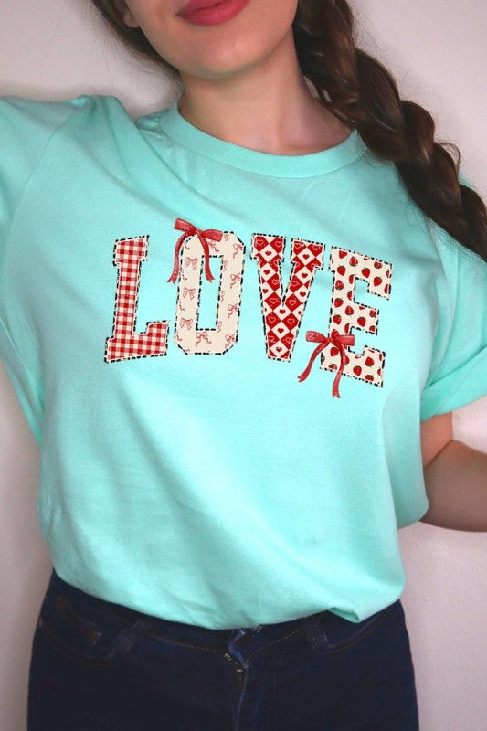 Love Pattern Valentine Graphic Tee