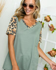 e Luna Cheetah Solid Mixed Tunic Top