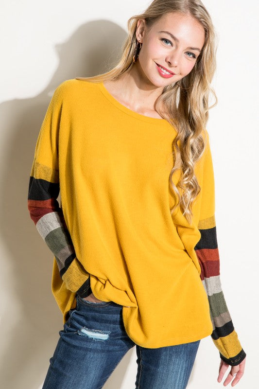 e Luna PLUS Cozy Colorblock Top