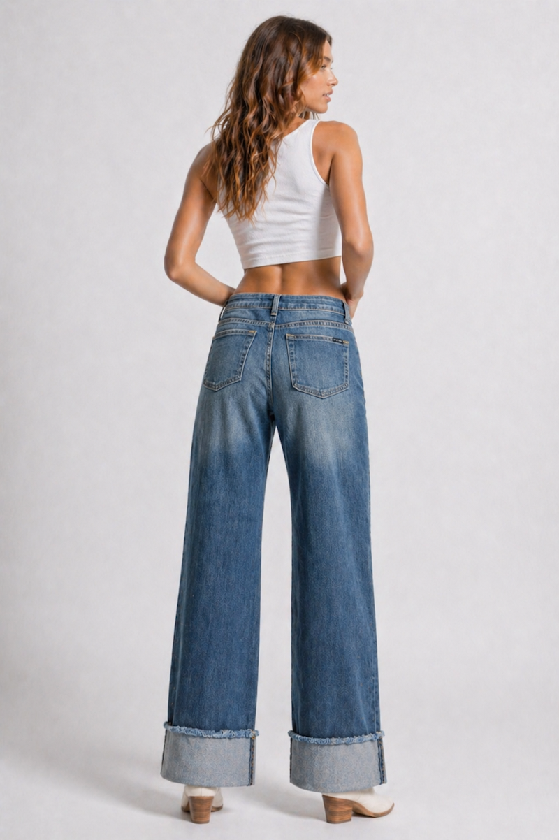 GJG Denim Venta Studded Low-Rise Cuffed Jeans