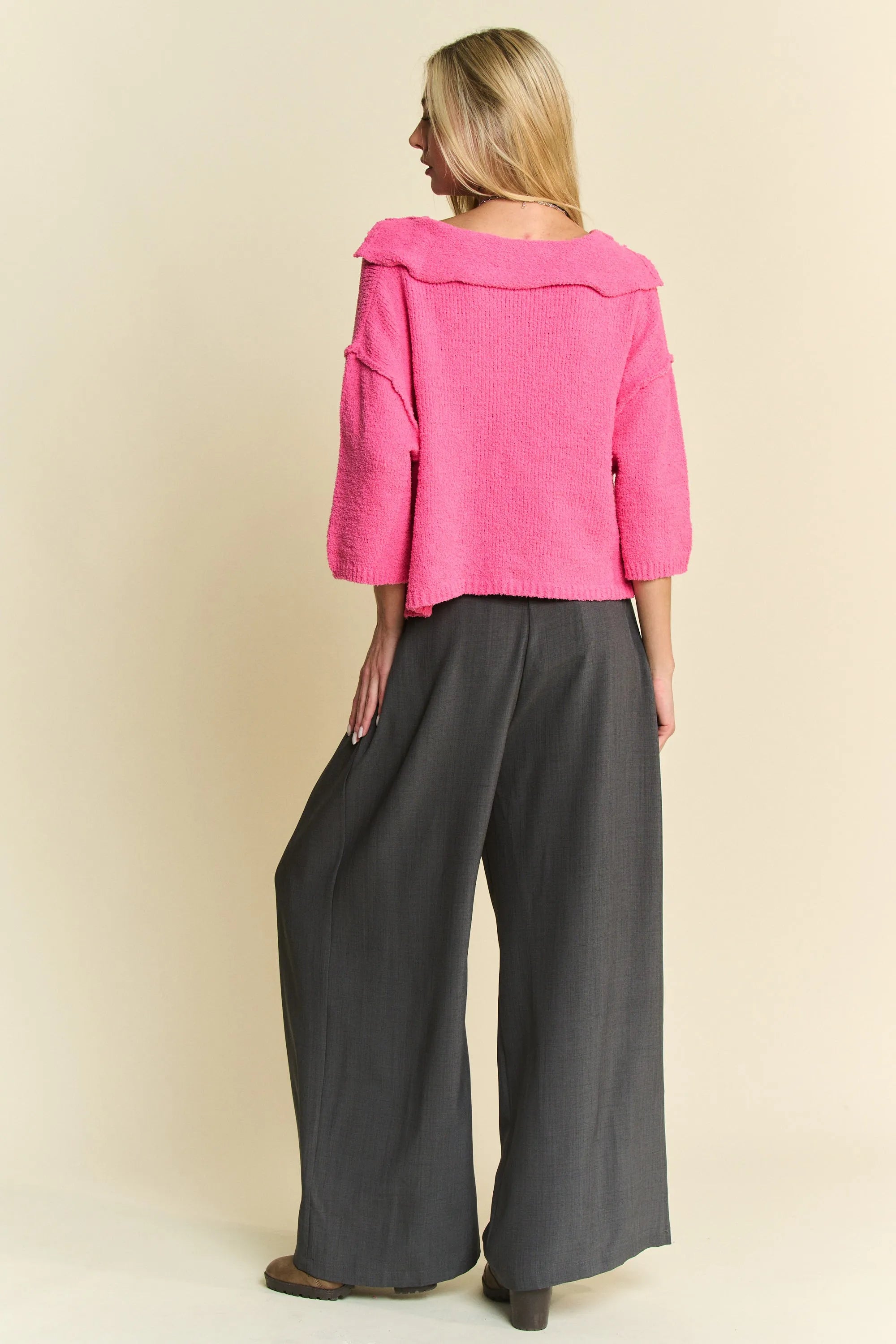 Davi & Dani Solid Back Pocket Shirring Detail Wide Leg Pants in Grey