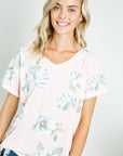 e Luna PLUS Triblend Floral V-Neck Top