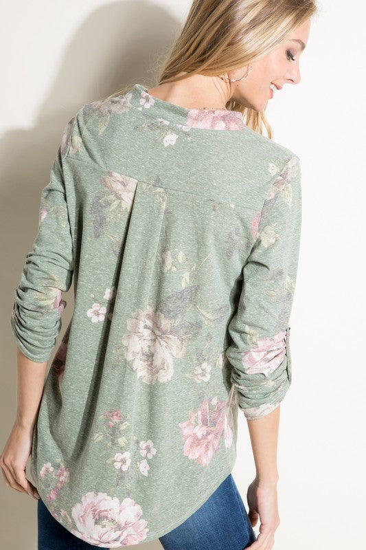 e Luna Floral Split Neck Top