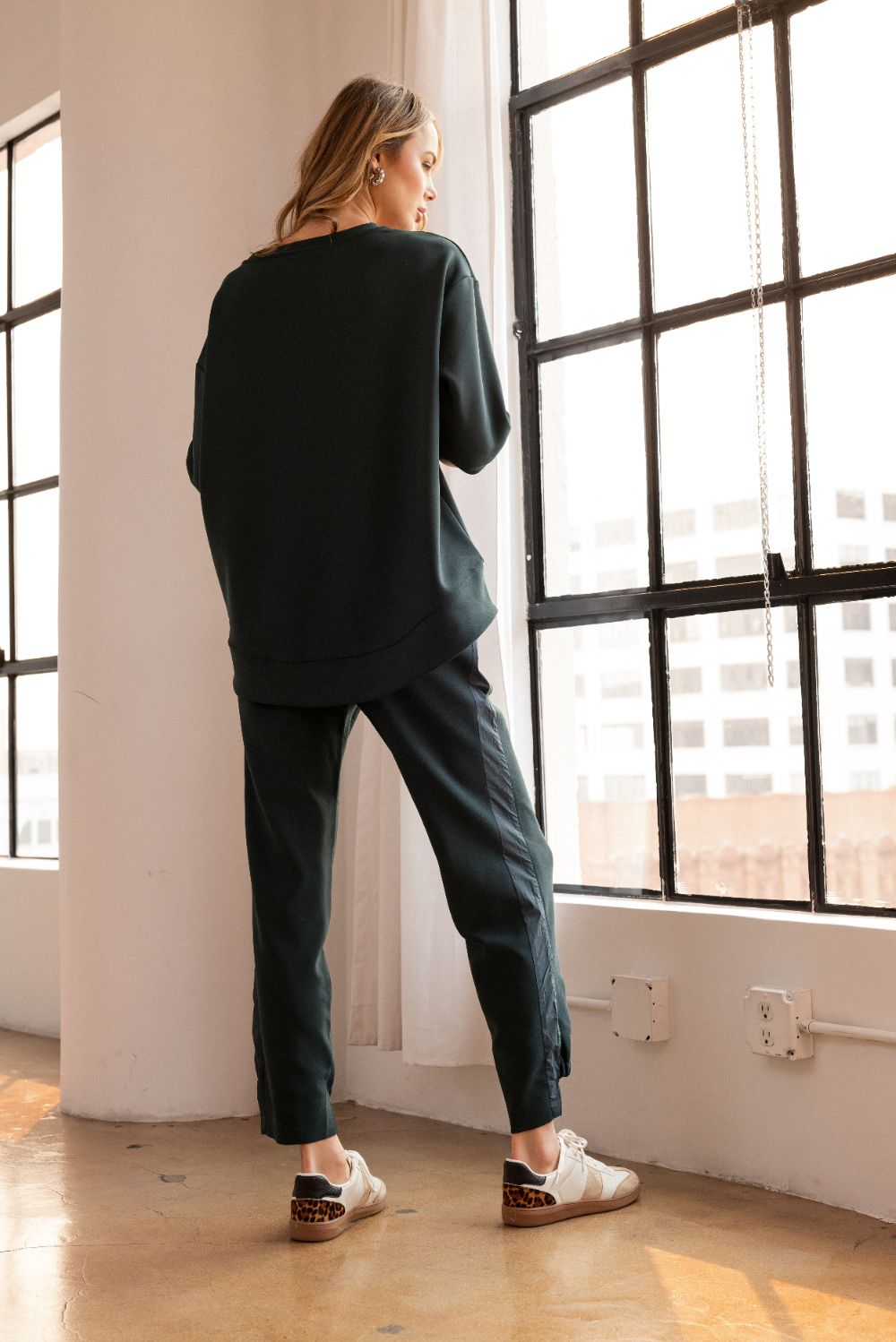 Katie Crepe Knit Pant - Dark Colors