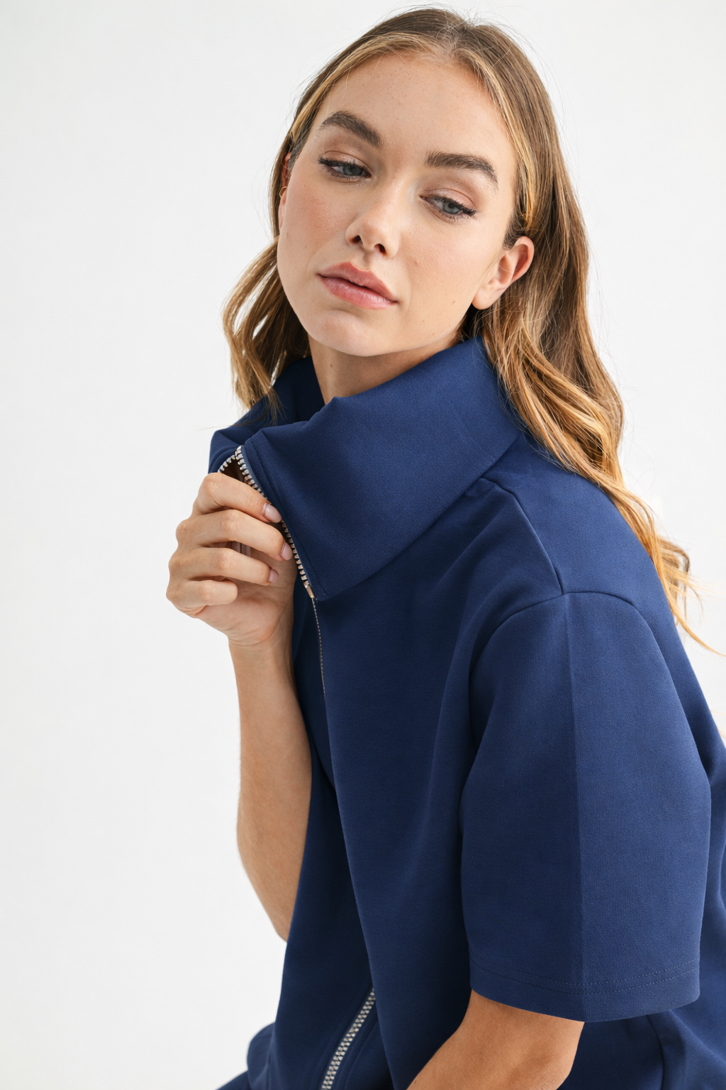 JOH Apparel Juriko Wide Collar Zip Front Knit Top