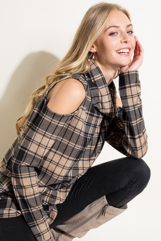 e Luna Plaid Turtle Neck Top