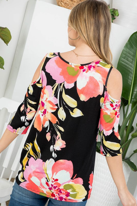 e Luna PLUS Floral Print Cold Shoulder Top