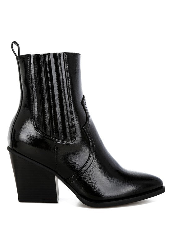 Cornus Pointed Toe Ankle Boots