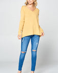 e Luna Solid Light Knit V-Neck Sweater