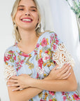 e Luna PLUS Floral Boxy Top