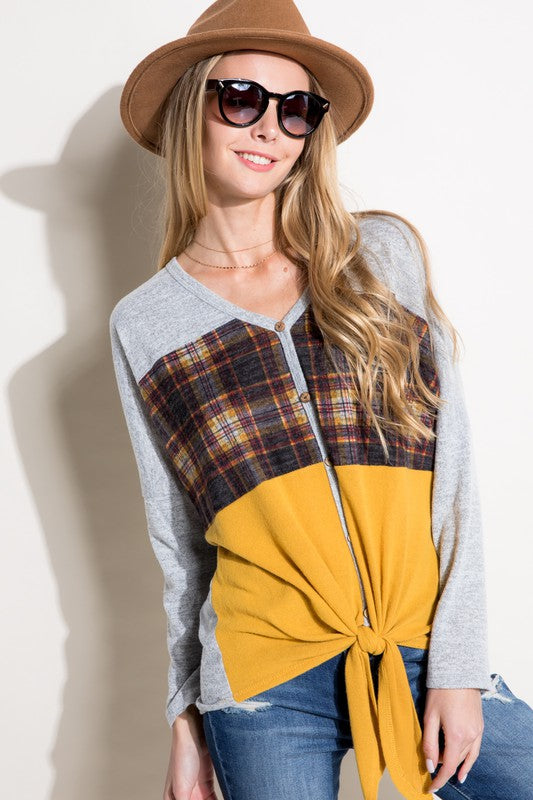 e Luna Solid Plaid Mixed Top