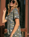 e Luna PLUS Camo Star Print Tunic