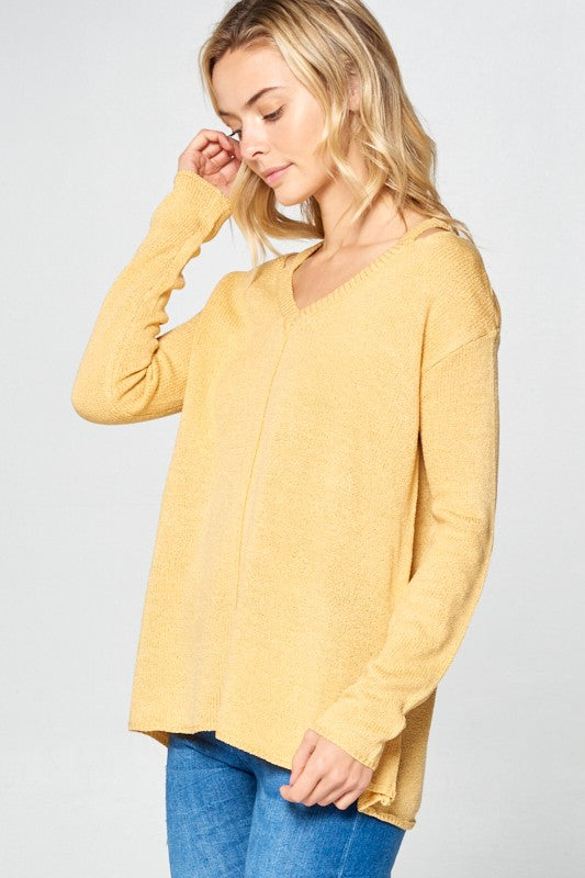 e Luna Solid Light Knit V-Neck Sweater