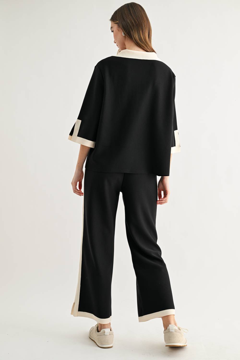 JOH Apparel Katherine Contrast Collar Stretch Knit Top