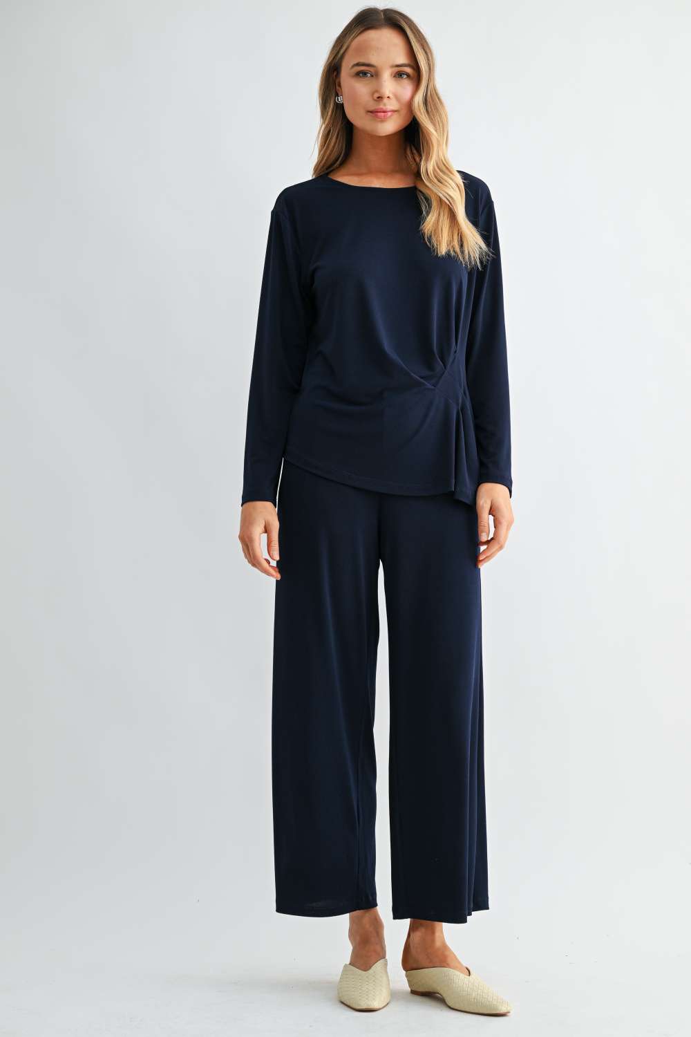 JOH Apparel Kary Side-Twist Long Sleeve Knit Top