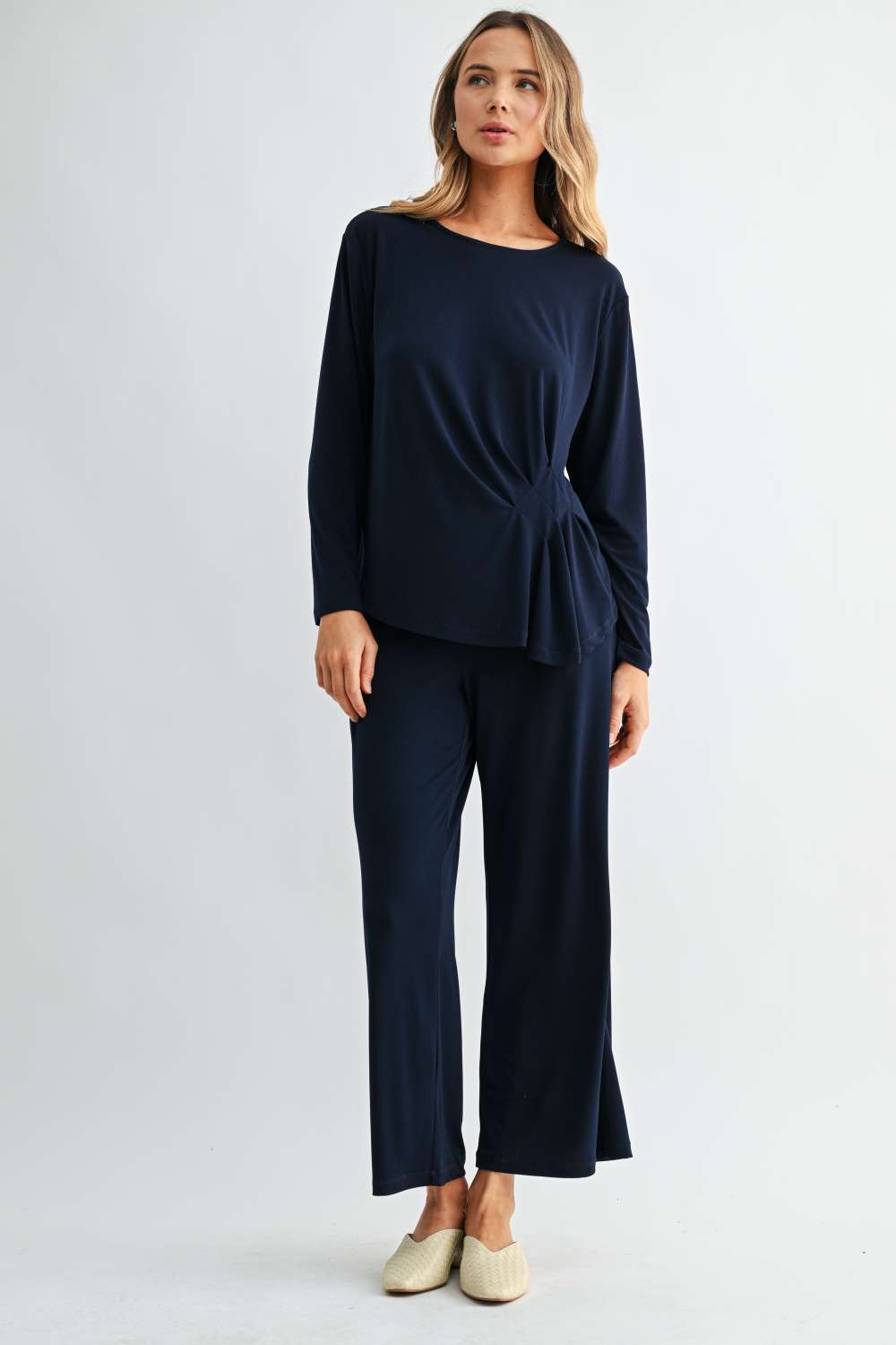 JOH Apparel Kary Side-Twist Long Sleeve Knit Top