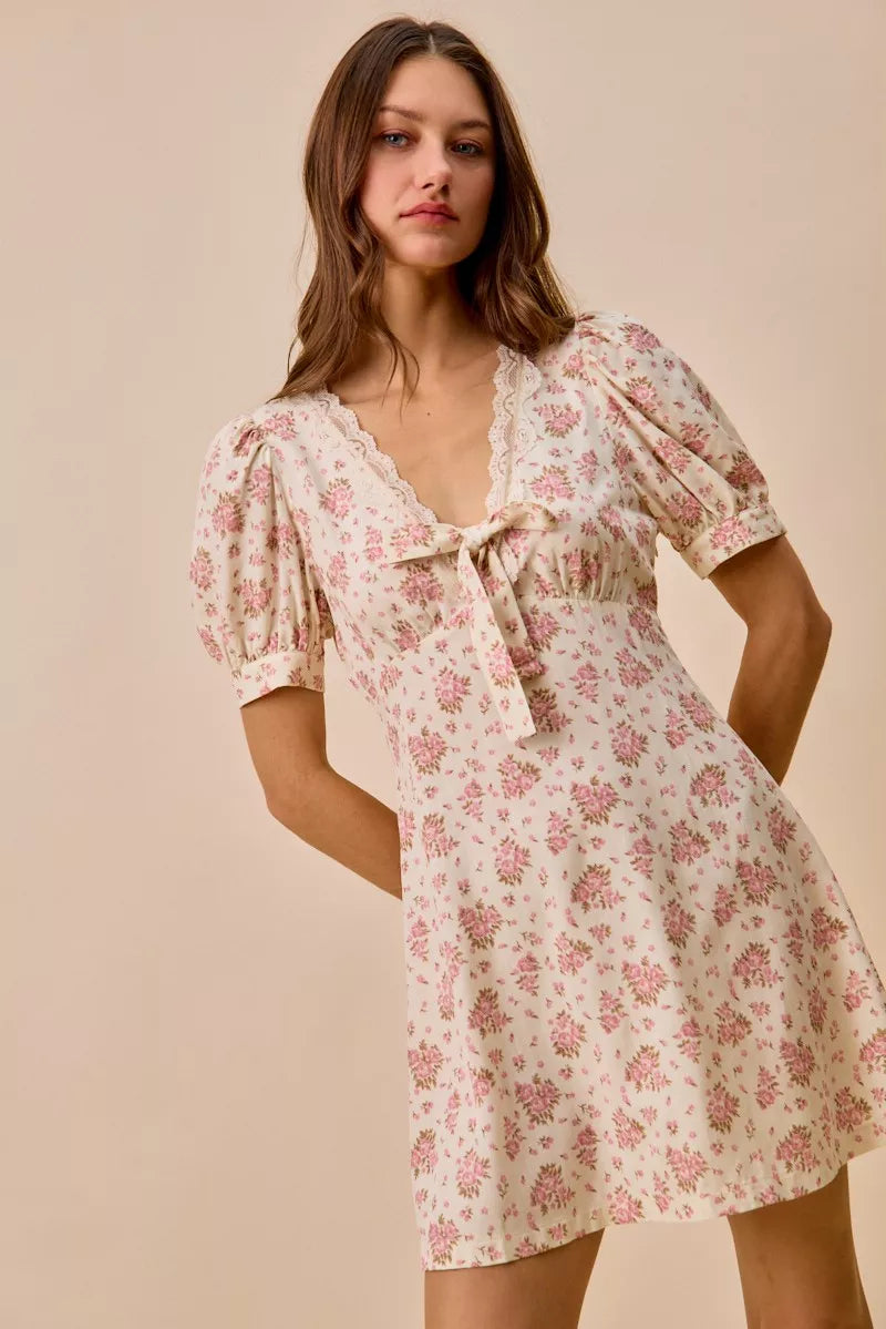SO ME Floral Lace Trimed  Short Sleeves Mini Dress
