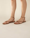 ELIO Flat Sandals