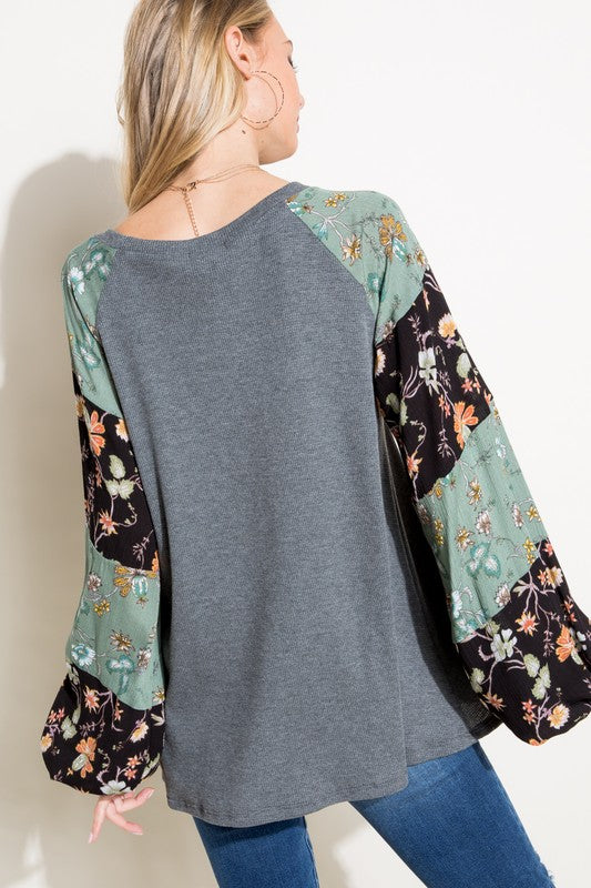 e Luna Floral Mixed Puff Sleeve Top