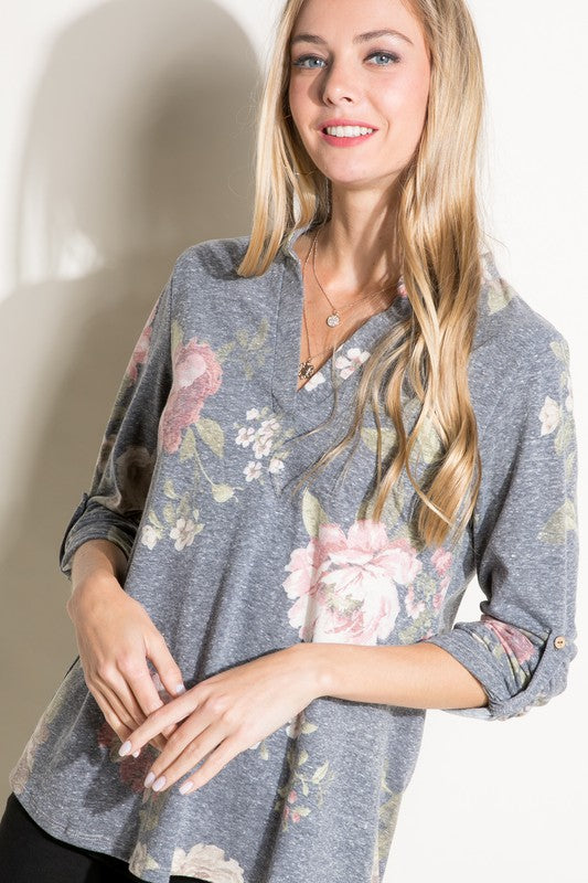 e Luna Floral Split Neck Top