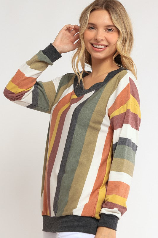 e Luna Wide V-Neck Sweatshirt