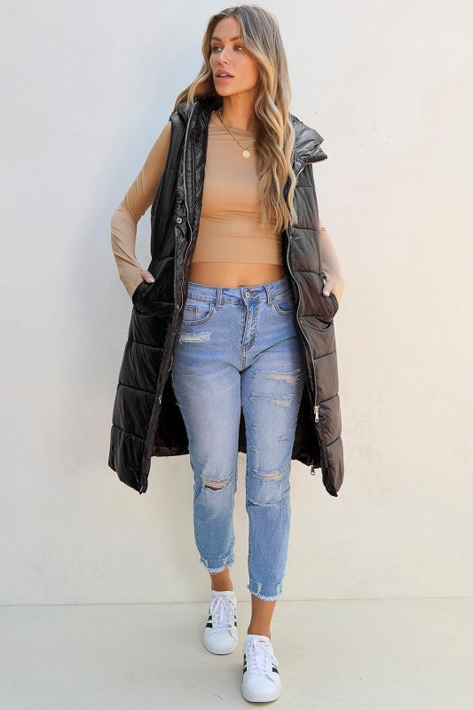 Puffy Daisy Embellished Socks Set Of 2