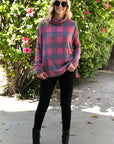 e Luna PLUS Plaid Turtleneck Top