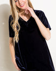 e Luna Velvet V-Neck Boxy Top