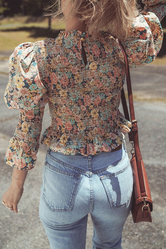 Floral Print Bubble Sleeve Ruffled Crop Top