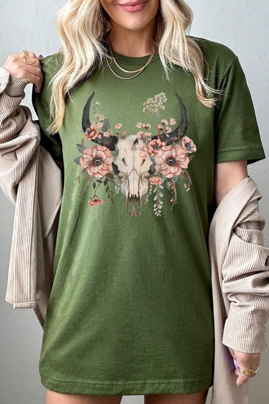 Western Skull Floral Graphic Plus Tee