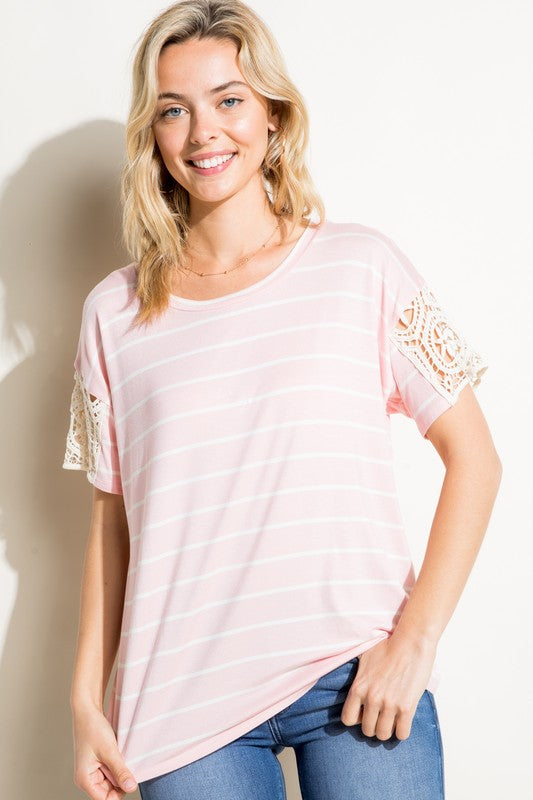 e Luna Striped Lace Patch Boxy Top