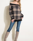 e Luna PLUS Plaid Off Shoulder Top