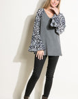 e Luna PLUS Solid Cheetah Mixed Blouse