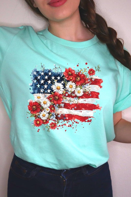 Floral American Flag Graphic Plus Tee