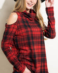 e Luna PLUS Plaid Turtle Neck Top