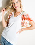 e Luna V-Neck Short Flair Sleeve Top