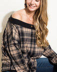 e Luna PLUS Plaid Off Shoulder Top