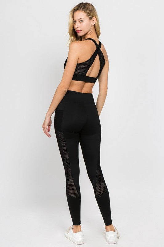 Yelete Active Jersey Mesh Striped 3-Pocket Leggings