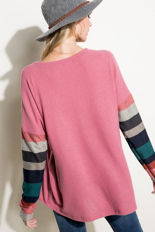 e Luna PLUS Cozy Colorblock Top