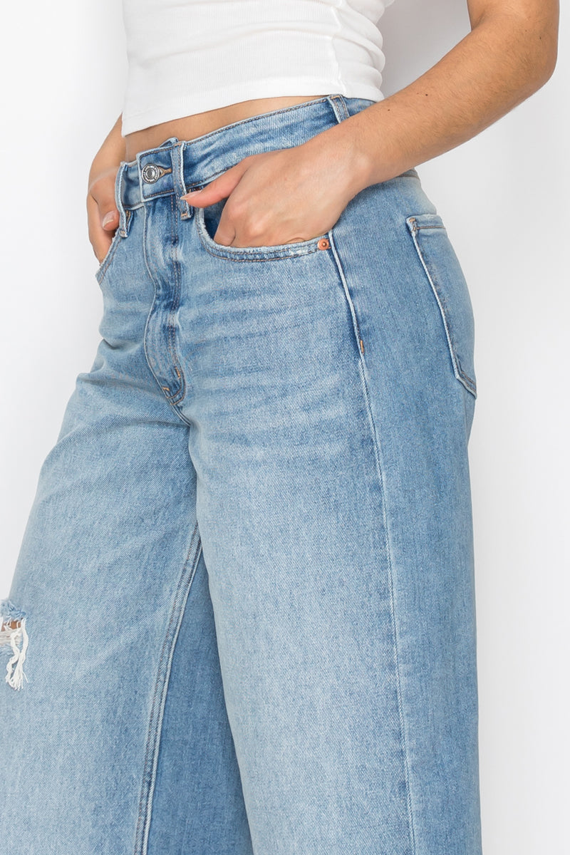 Artemis Vintage Ultra High Rise Relaxed Wide Leg Jort Jeans
