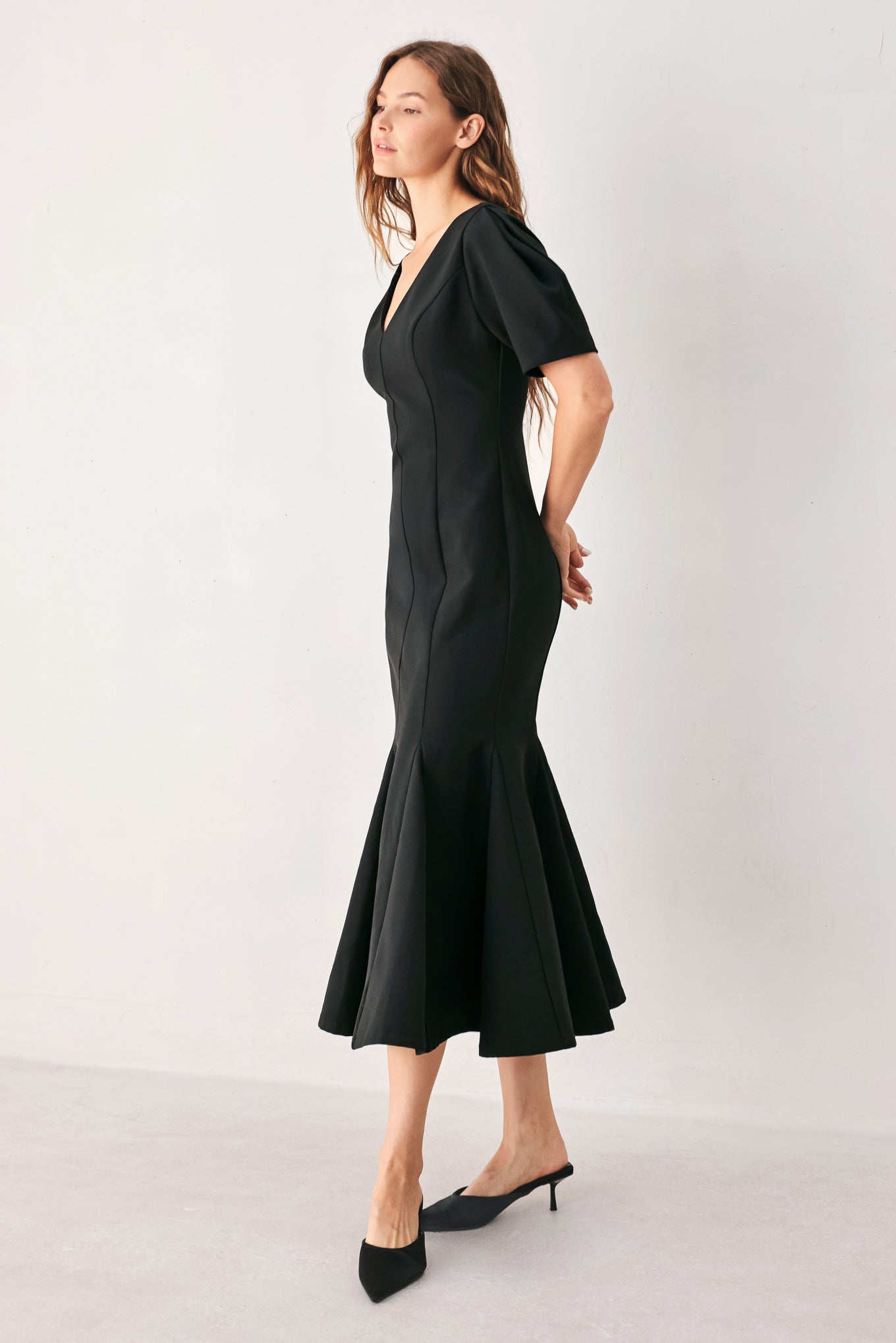Flying Tomato Soiree Puff Woven Midi Dress