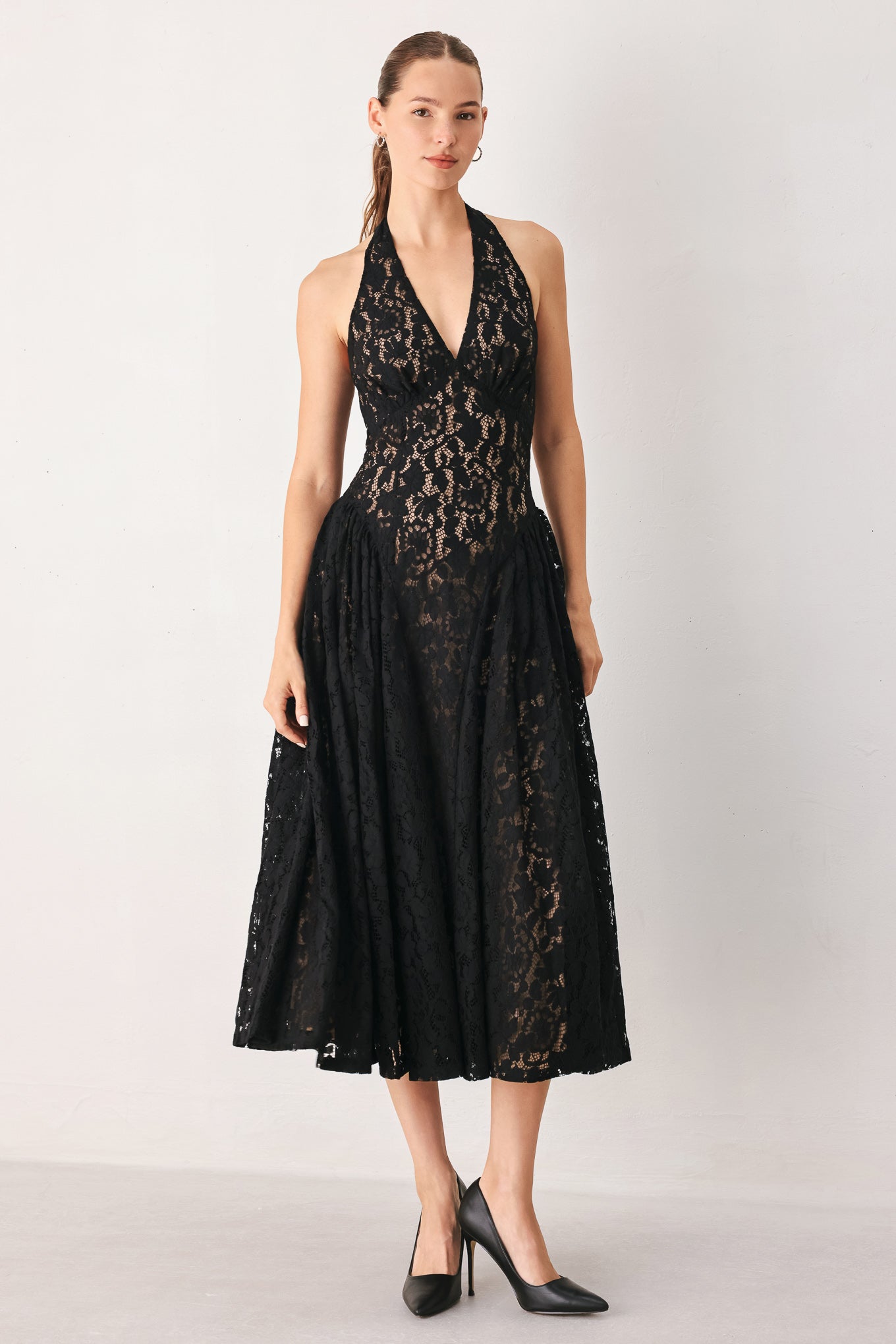 Flying Tomato | Black Lace Halter Midi Dress