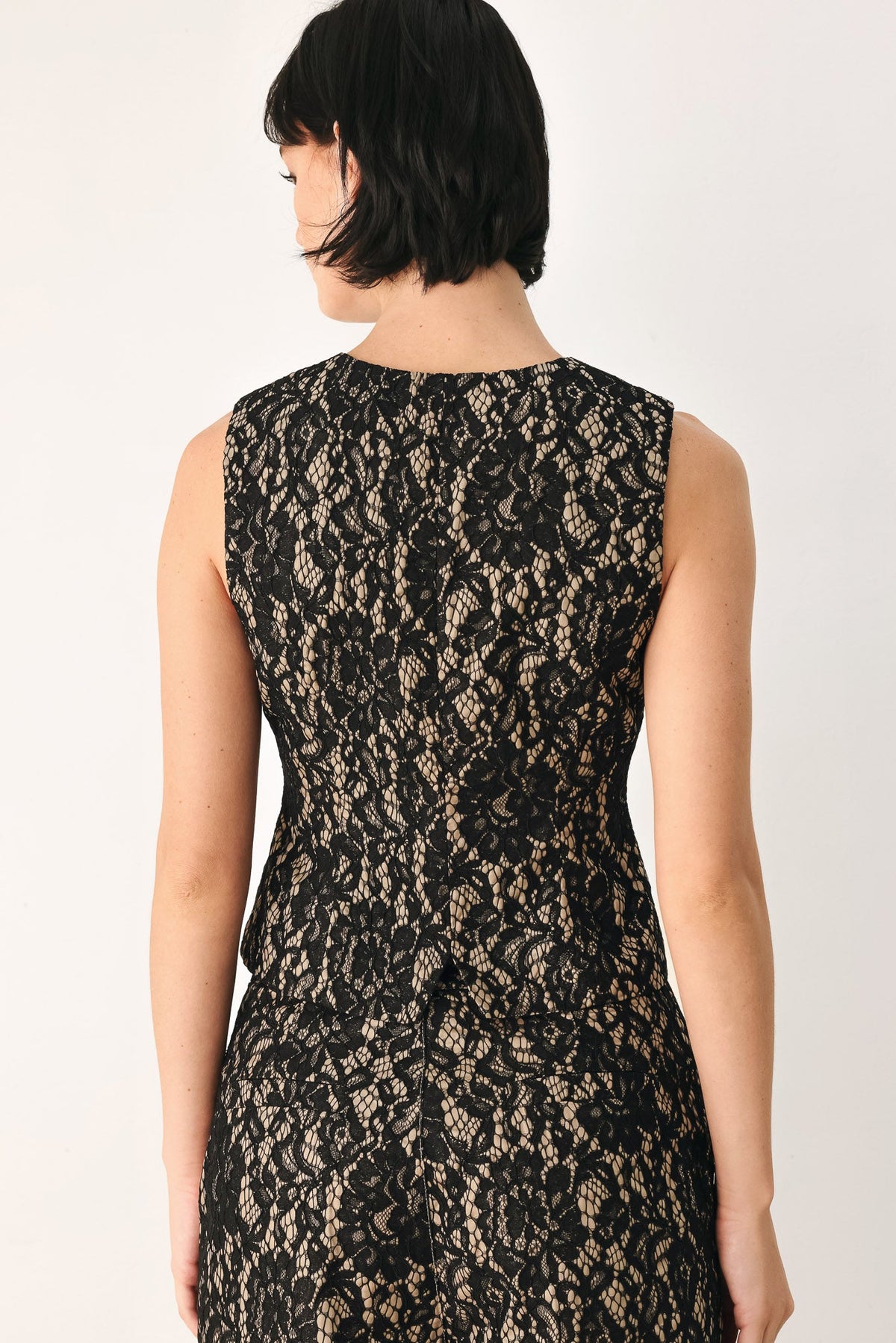 Flying Tomato Lace Theory Black and Camel Lace Vest