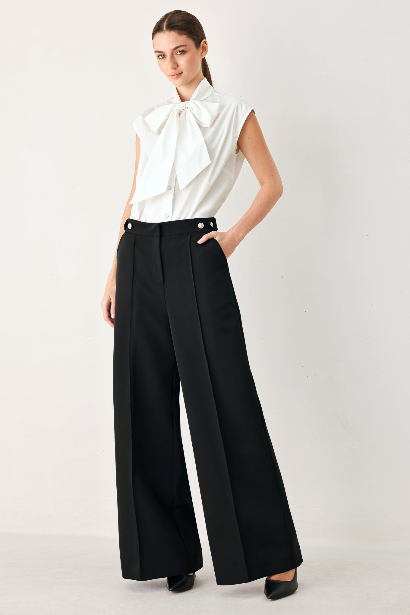 Flying Tomato | Statement Bow Sleeveless Blouse
