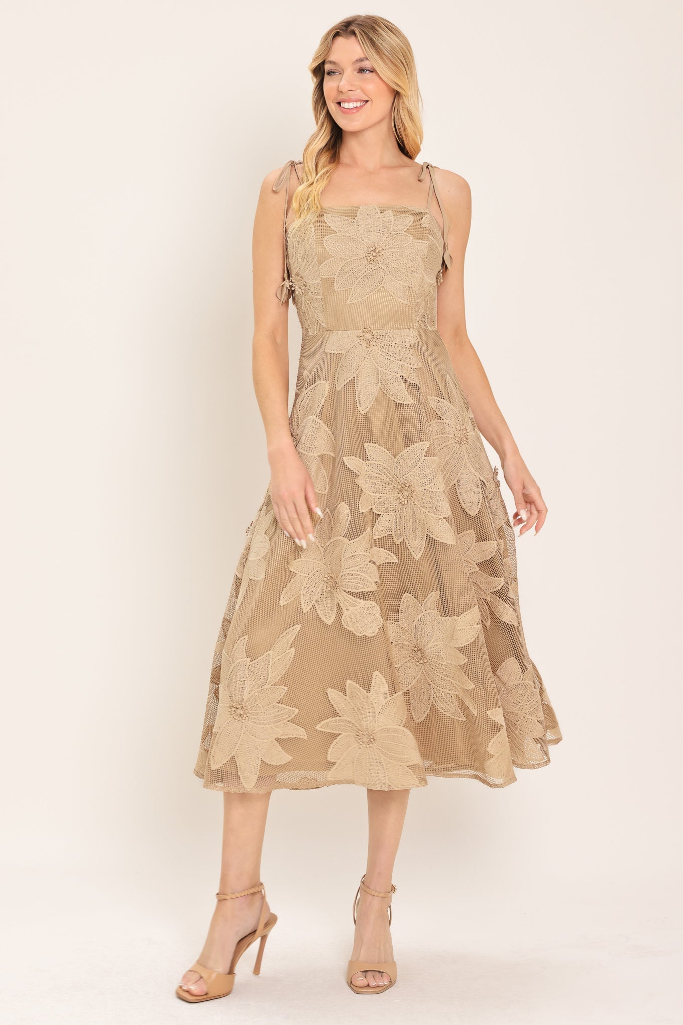 Flying Tomato Sandy Bloom Floral Woven Lace Midi Dress