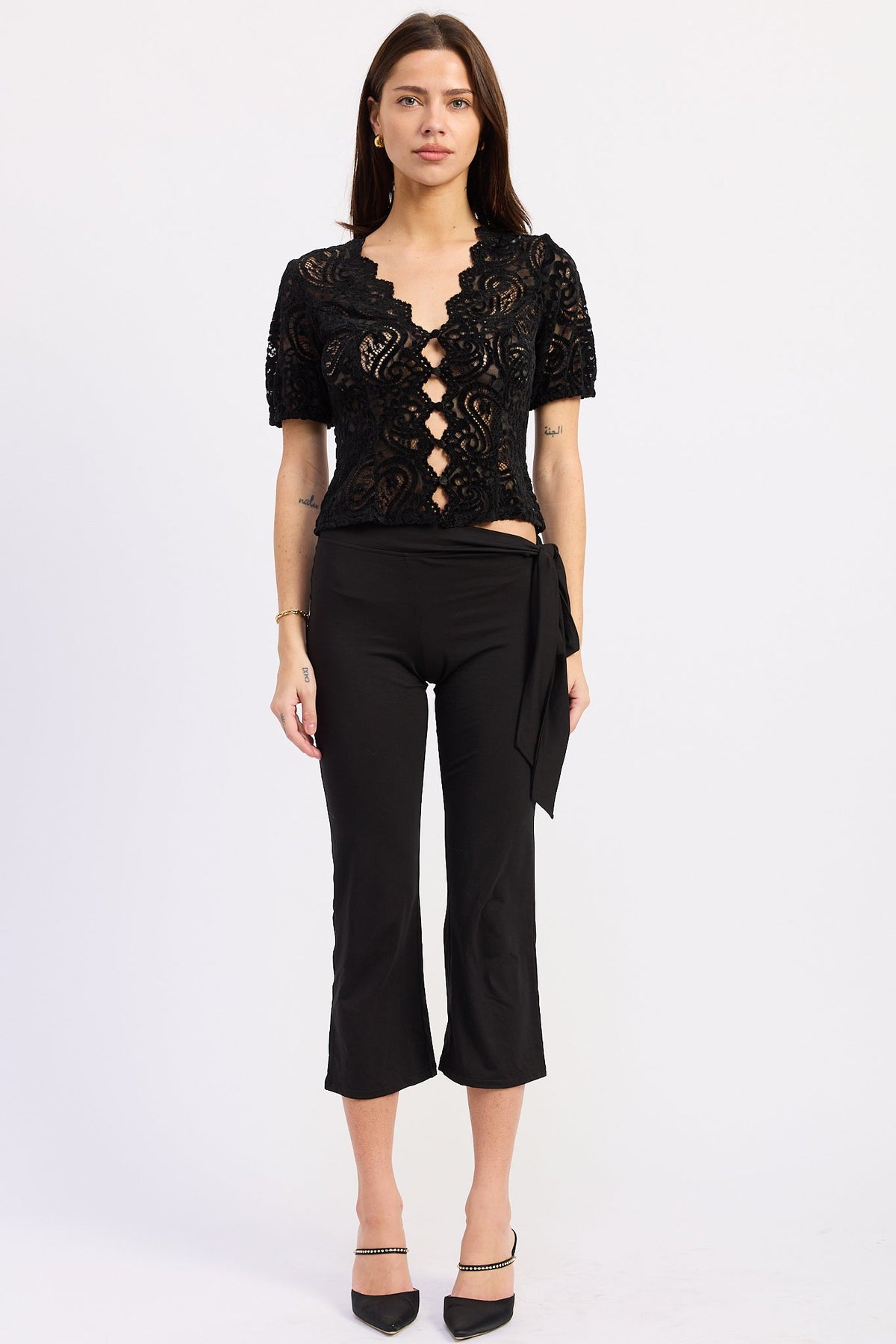 Emory Park Elsinore Black Lace Cap Sleeve Top