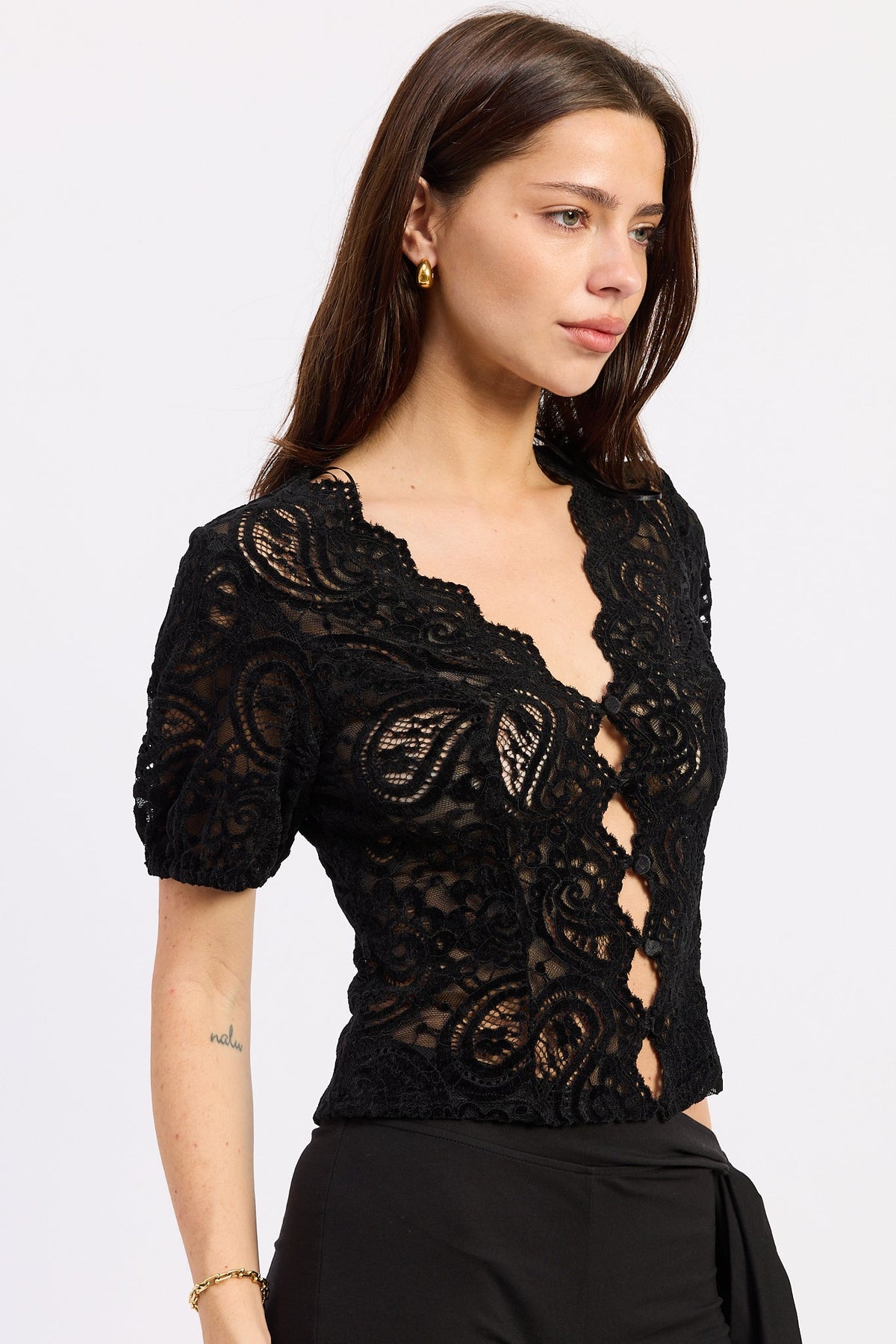 Emory Park Elsinore Black Lace Cap Sleeve Top