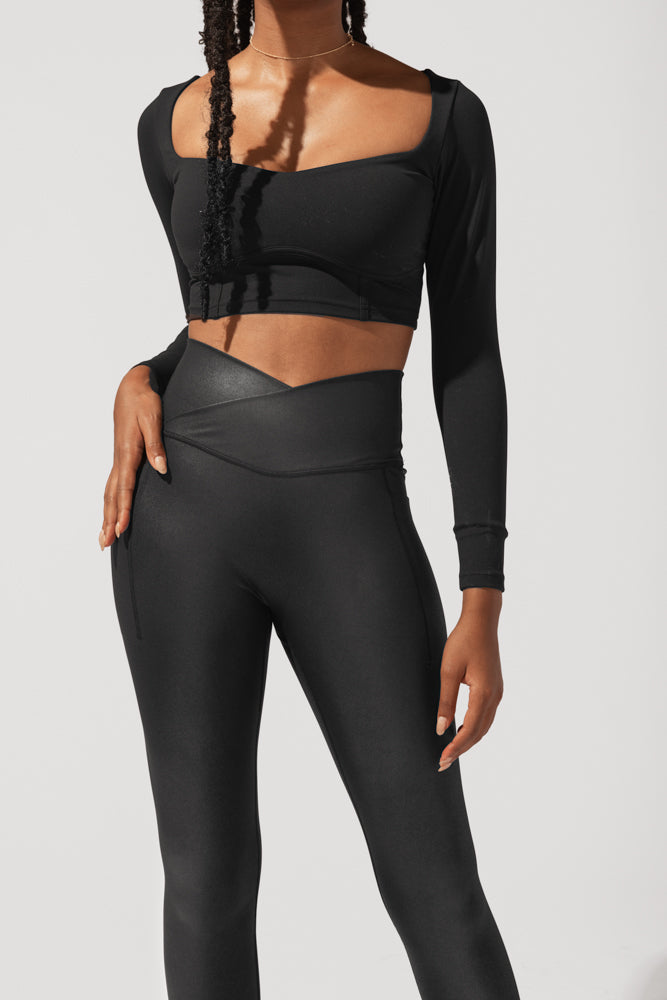 Full Size Sweetheart Long Sleeve Crop Top - Black